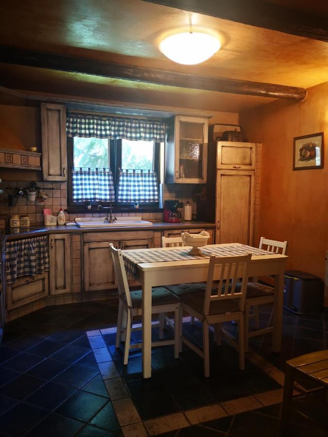 Apartment Marisa โปเรช ภายนอก รูปภาพ
